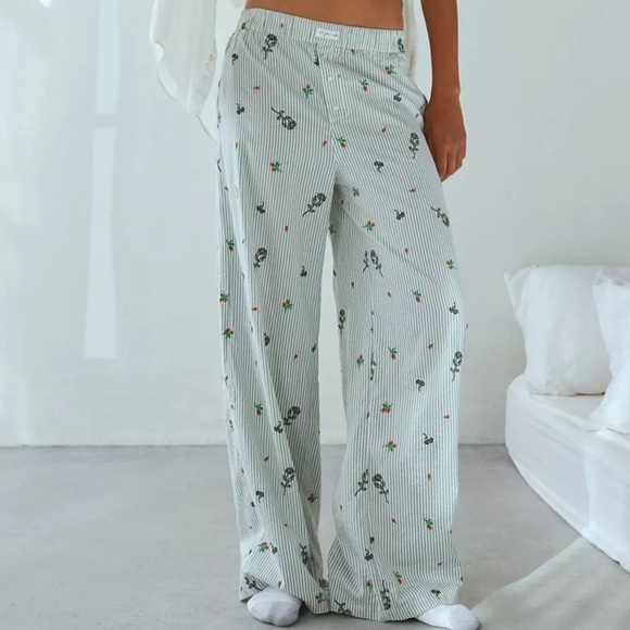 Urban Outfitters Other - Out From Under Avril Embroidered Boxer Pant Size Medium